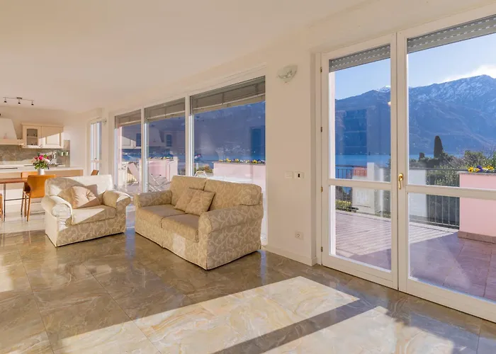 Apartament Casa Bianca - *
