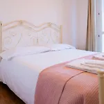 Casa Bianca - *