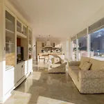 Casa Bianca -